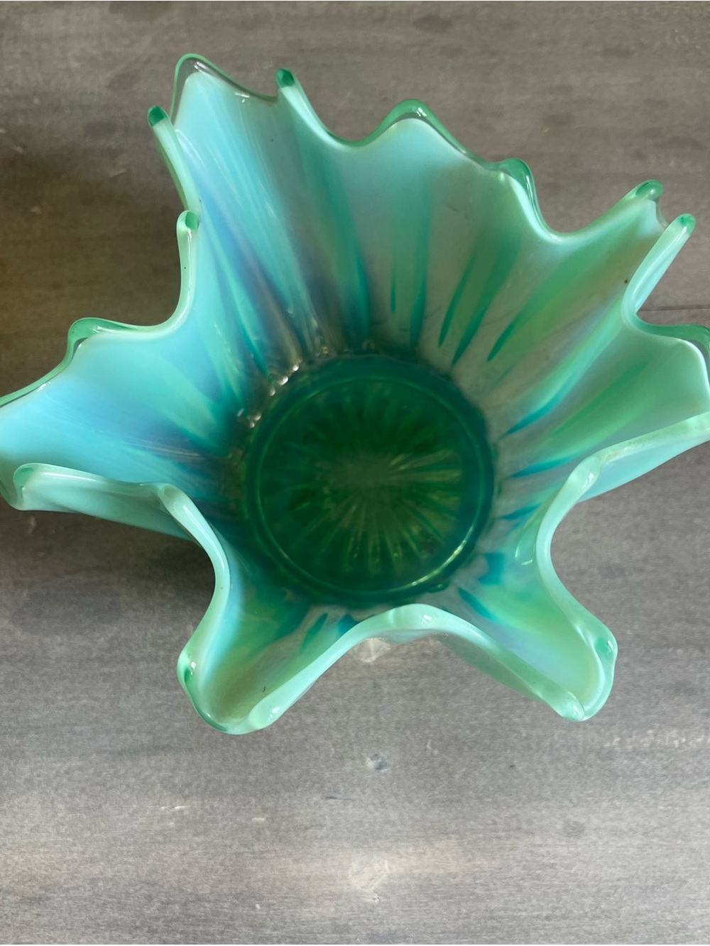Beautiful Fostoria Heirloom Teal Aqua Opalescent Handkerchief Bowl - Picture 2 of 4